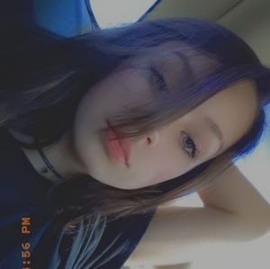 Meet your Posher, Devyn